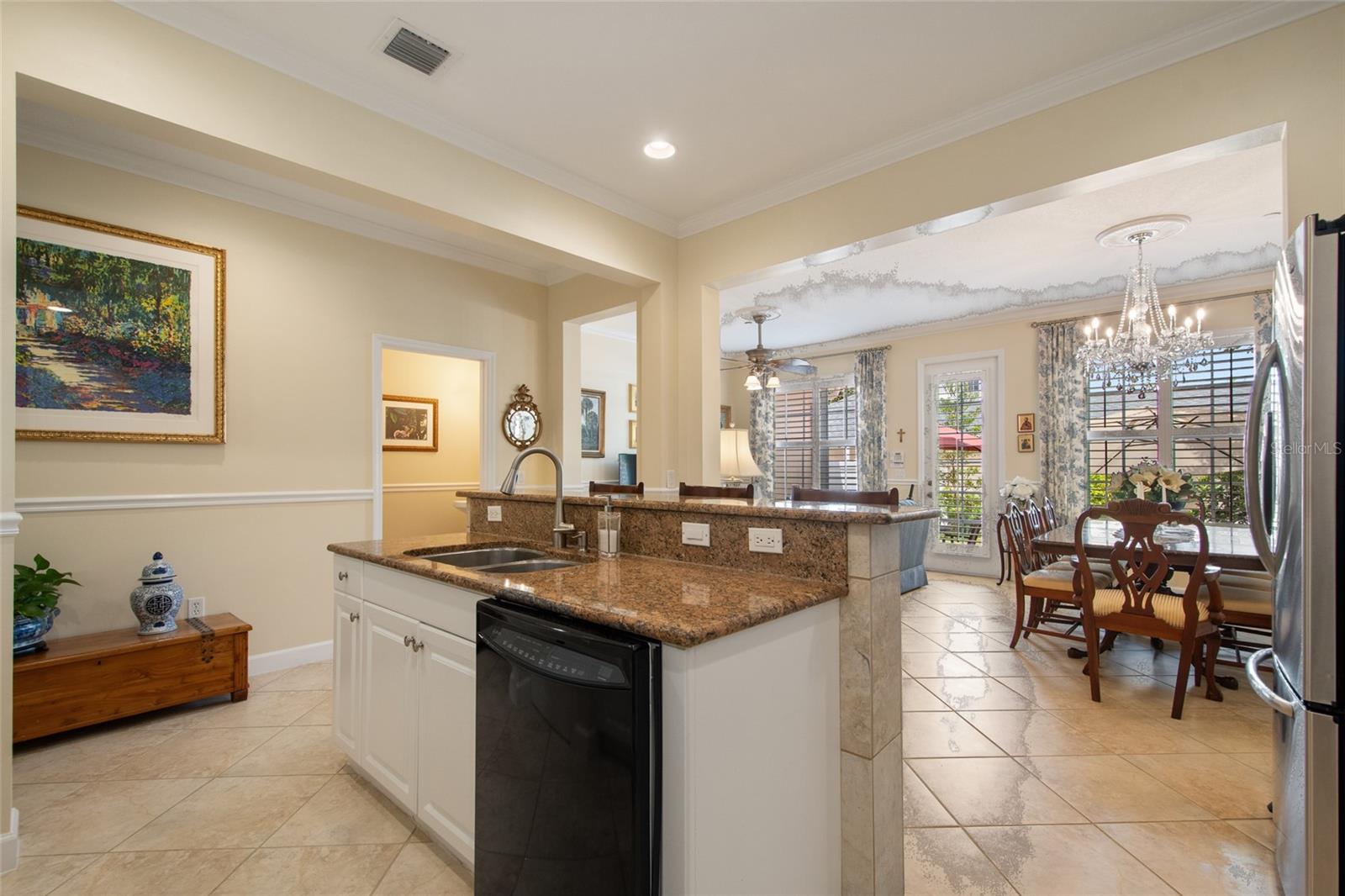 Image 18 of 67 For 4709 Fox Street
