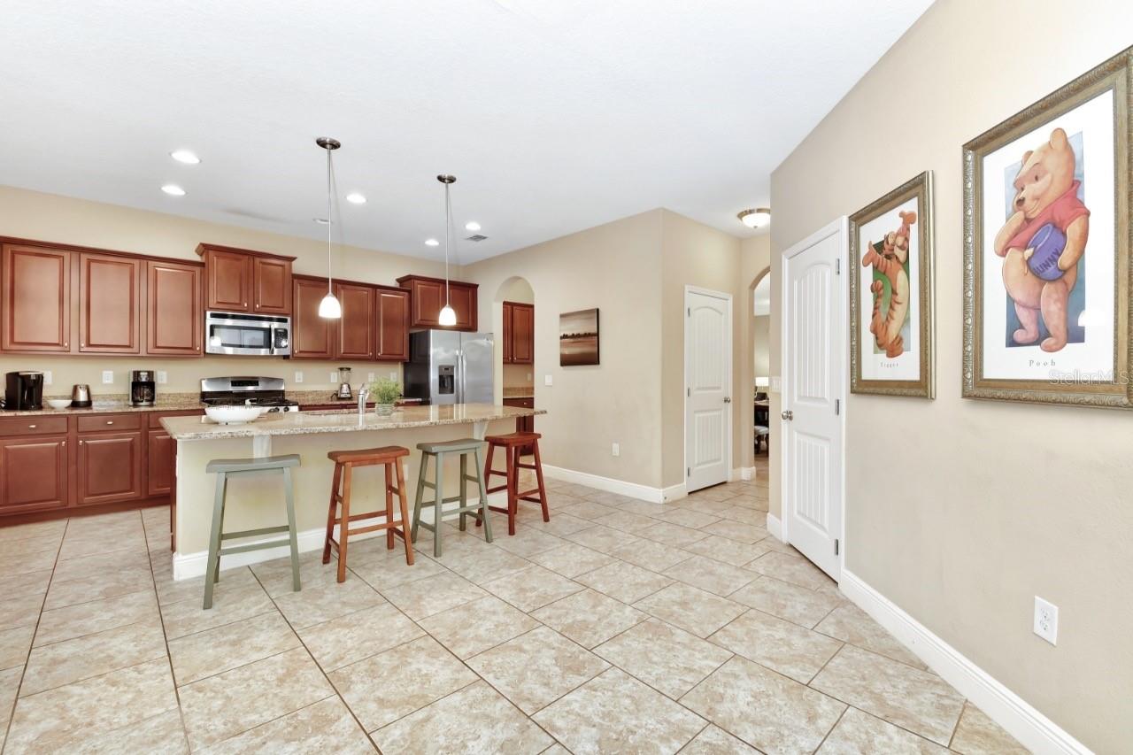 Image 3 of 49 For 4123 Oaktree Drive