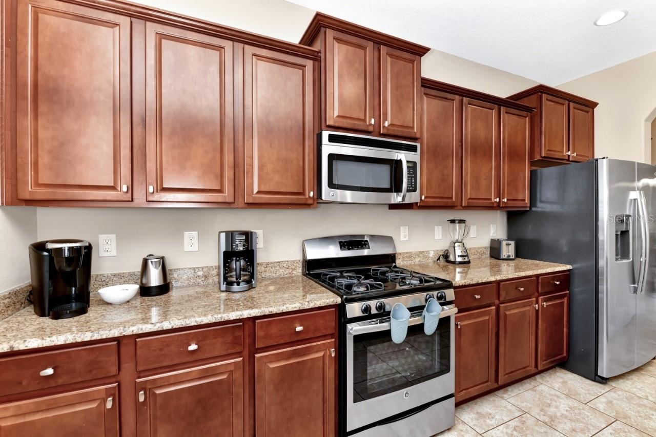 Image 7 of 49 For 4123 Oaktree Drive