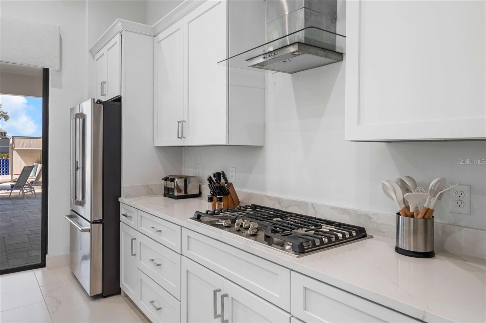Image 66 of 78 For 1526 Euston Drive
