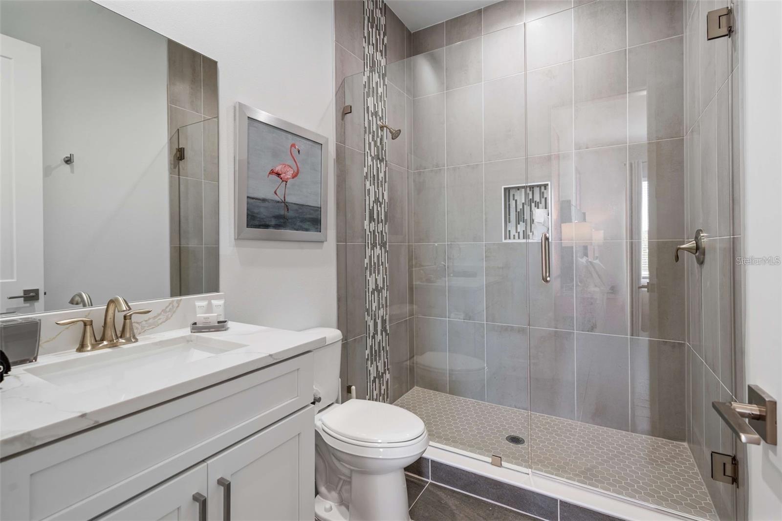 Image 73 of 78 For 1526 Euston Drive