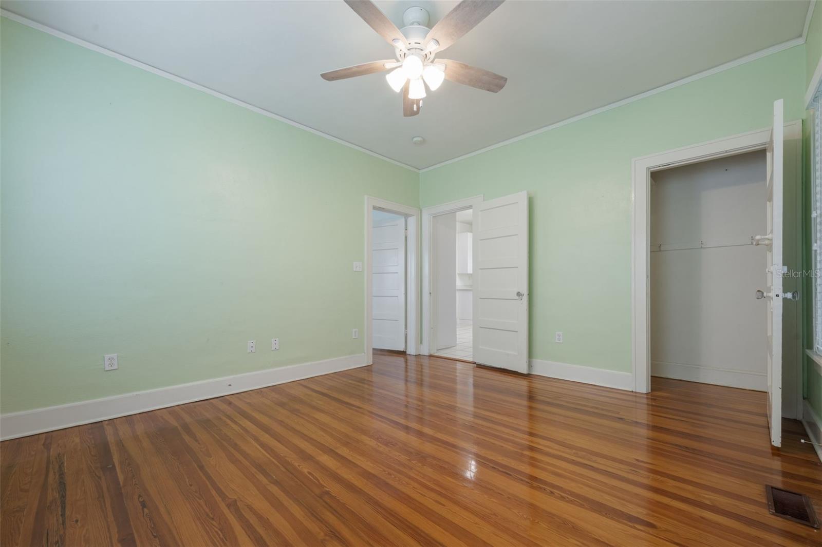 Image 36 of 71 For 2101 Lily Court