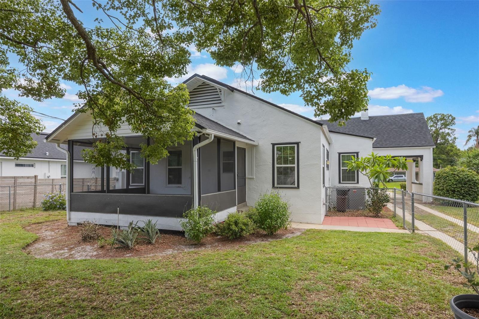 Image 49 of 71 For 2101 Lily Court
