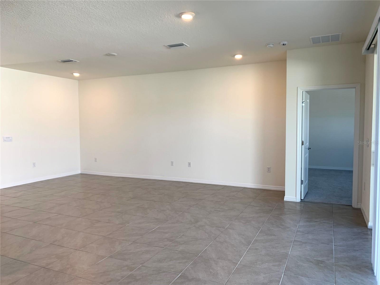 Image 12 of 25 For 13374 Waterleaf Garden Circle