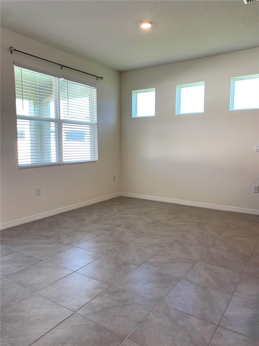 Image 13 of 25 For 13374 Waterleaf Garden Circle