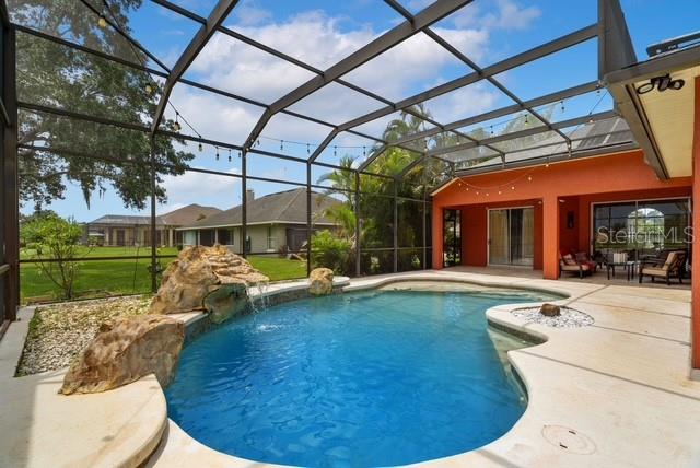 Image 18 of 52 For 5306 Crane Hill Court
