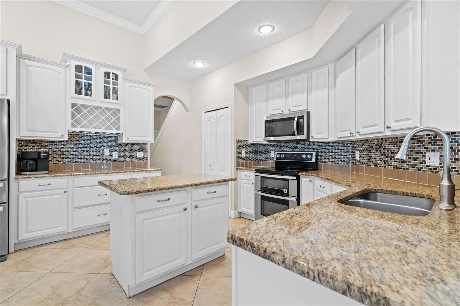 Image 34 of 52 For 5306 Crane Hill Court