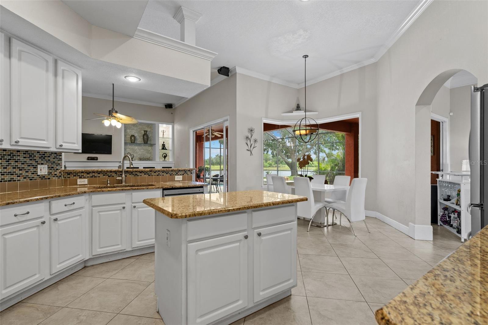 Image 36 of 52 For 5306 Crane Hill Court