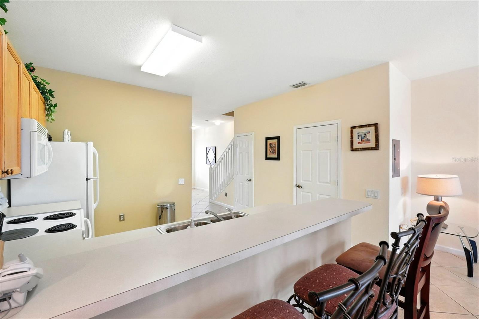 Image 10 of 41 For 2409 Silver Palm Drive