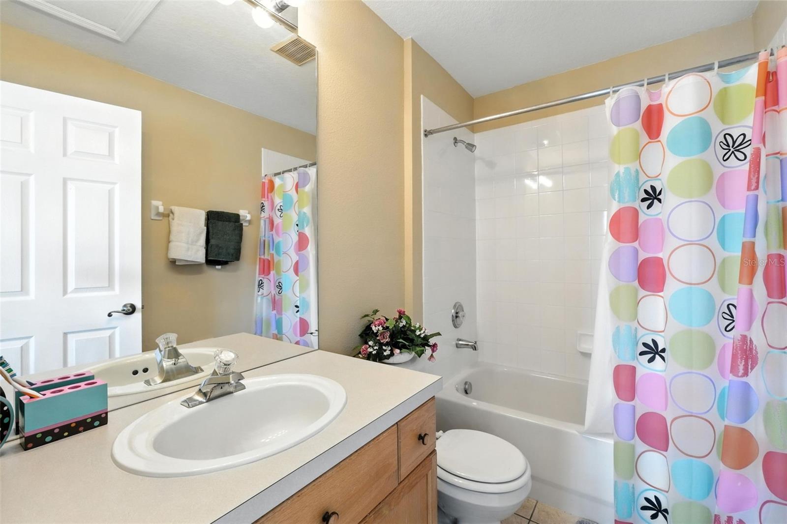 Image 26 of 41 For 2409 Silver Palm Drive