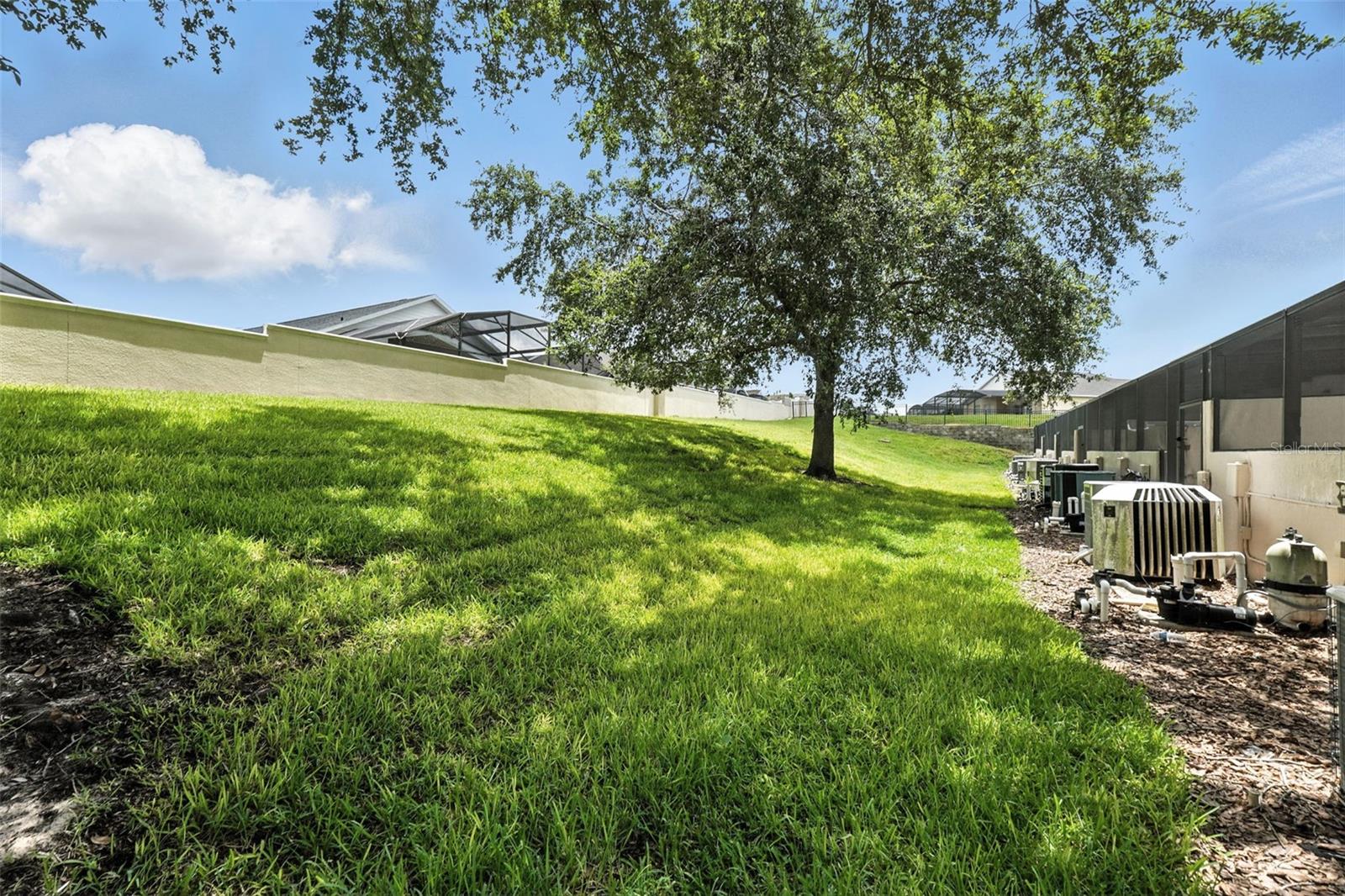Image 31 of 41 For 2409 Silver Palm Drive