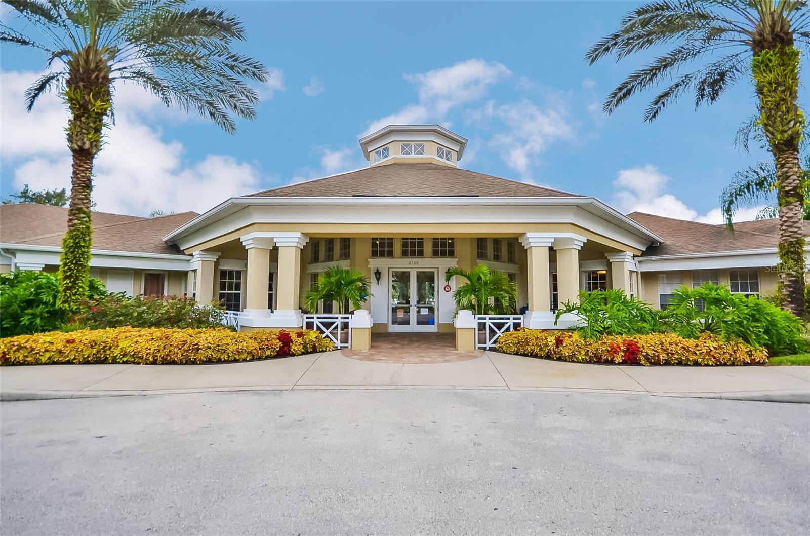 Image 32 of 41 For 2409 Silver Palm Drive