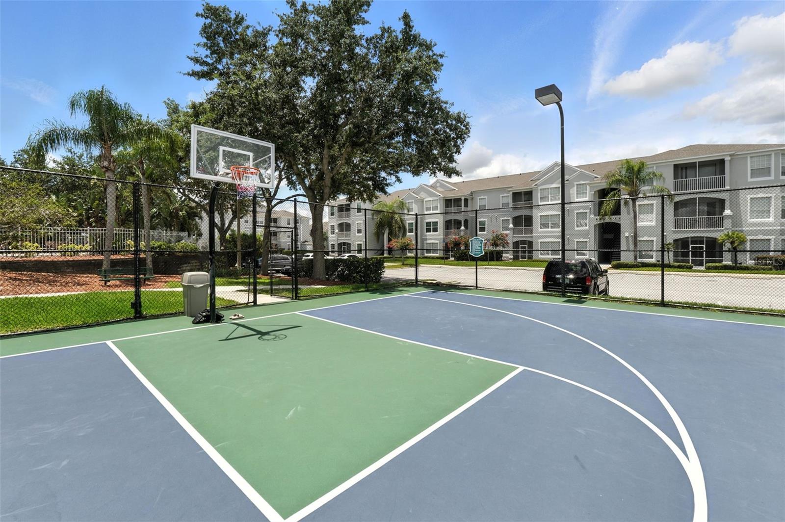 Image 38 of 41 For 2409 Silver Palm Drive