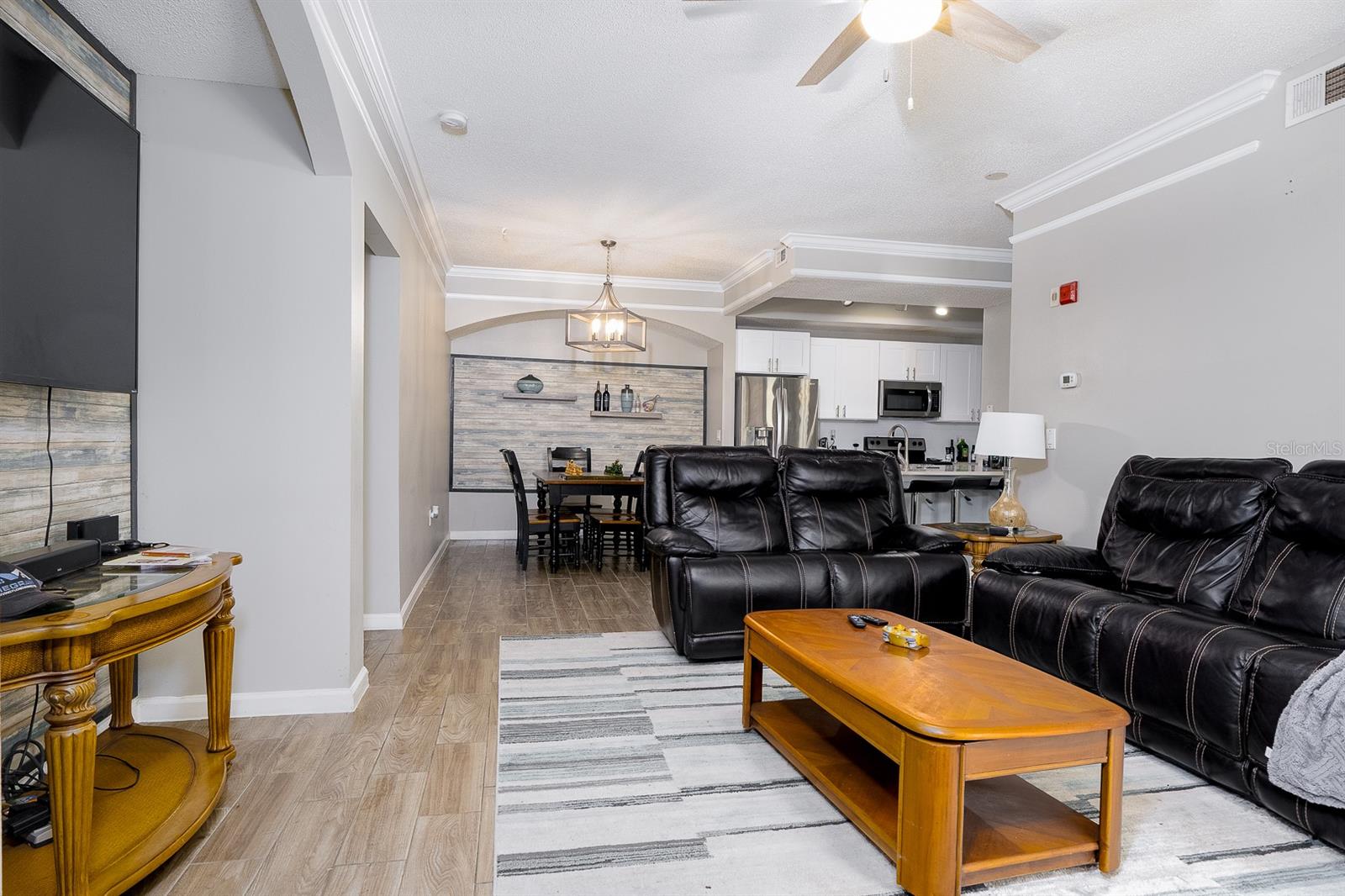 Image 4 of 20 For 12204 Wild Iris Way 108