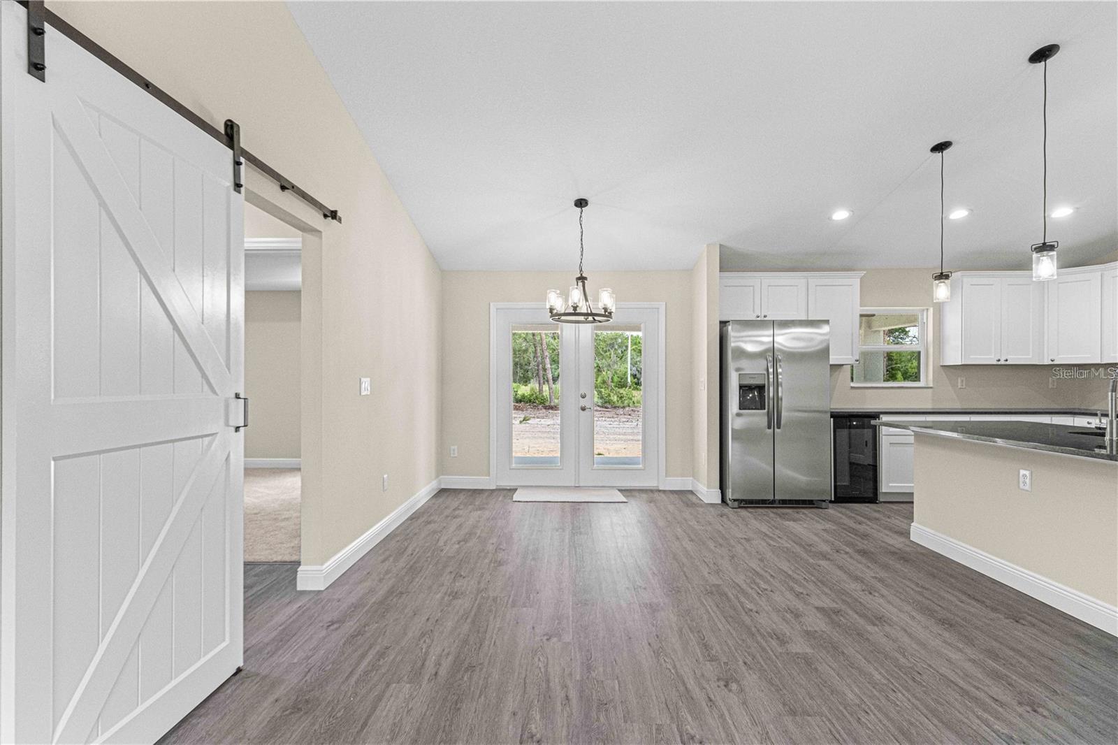 Image 12 of 43 For 12756 80 Street