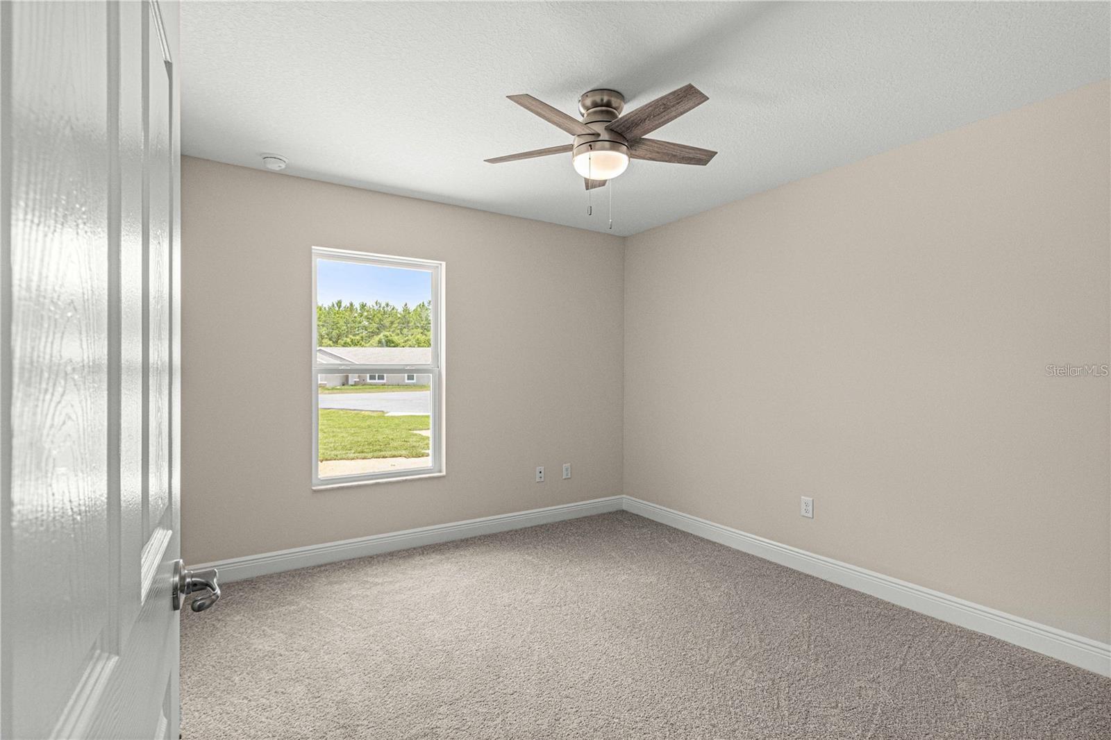 Image 40 of 43 For 12756 80 Street