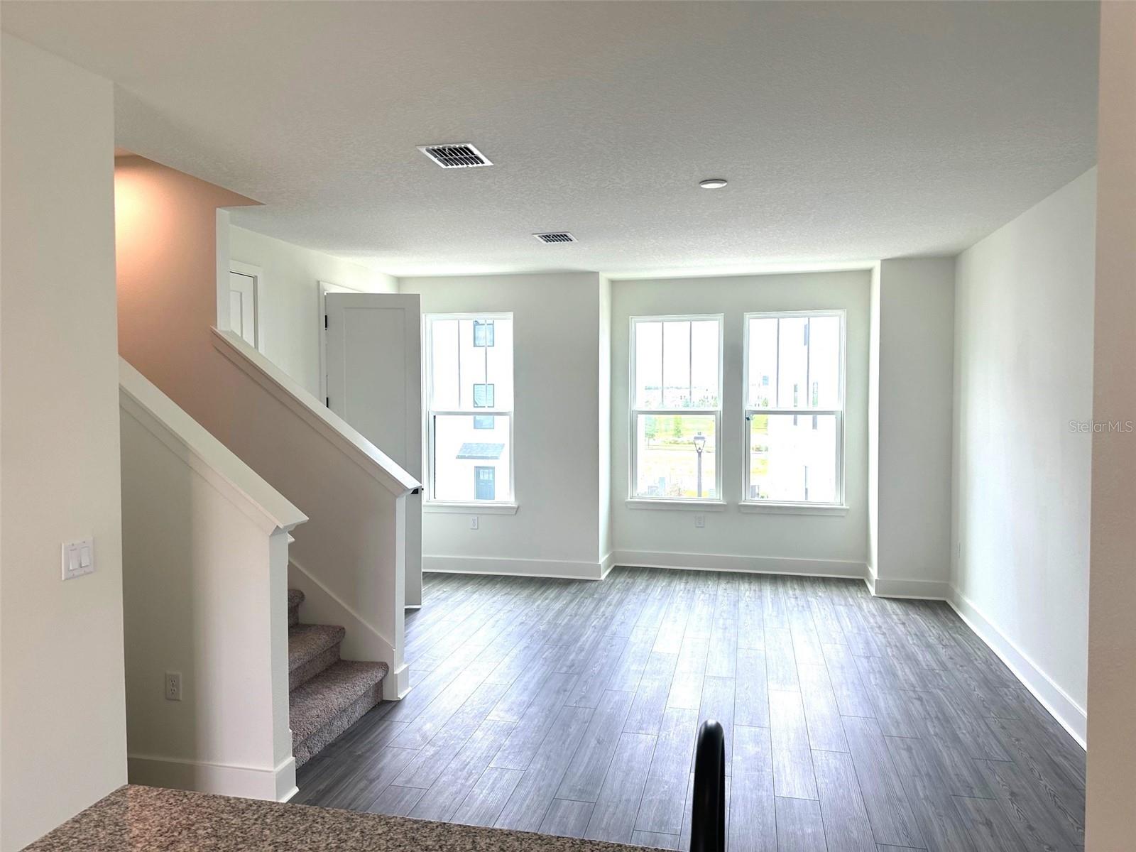 Image 3 of 7 For 15119 Grove Lake Drive