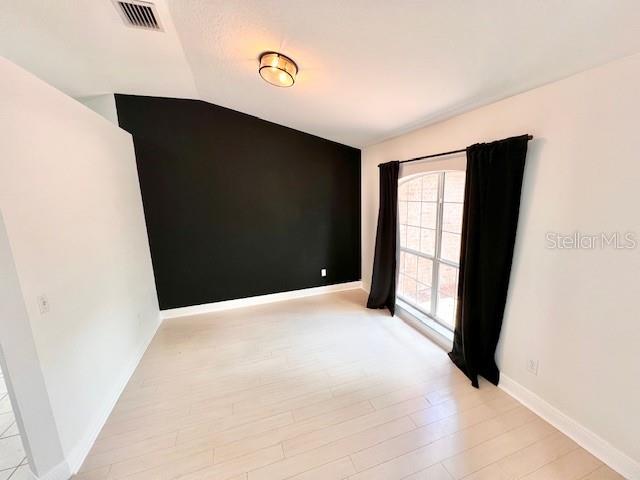 Image 3 of 19 For 1652 Houston Drive