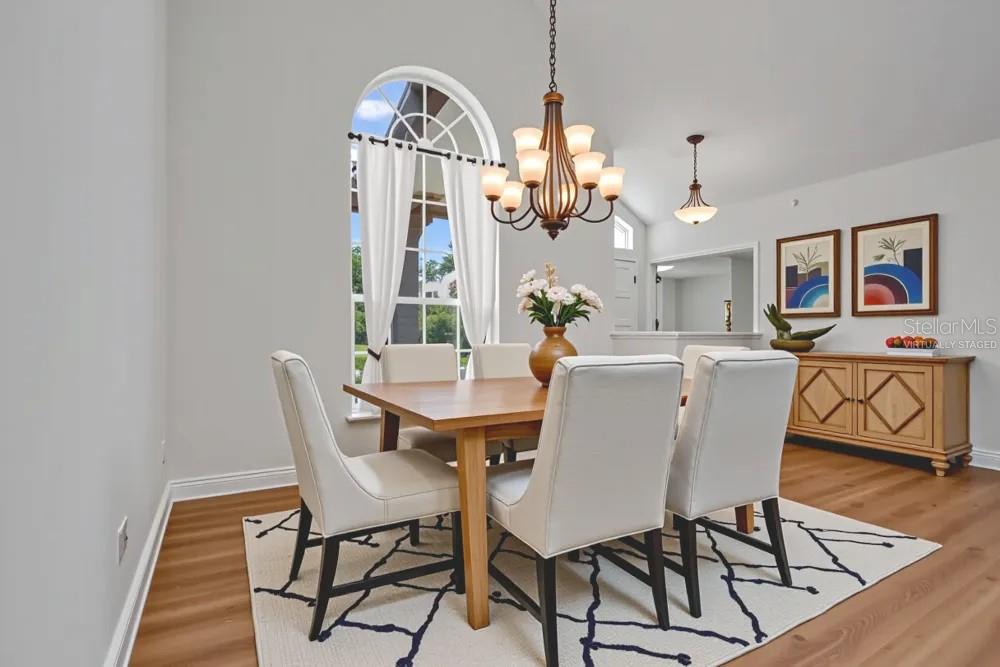 Image 7 of 44 For 2250 Blossomwood Drive