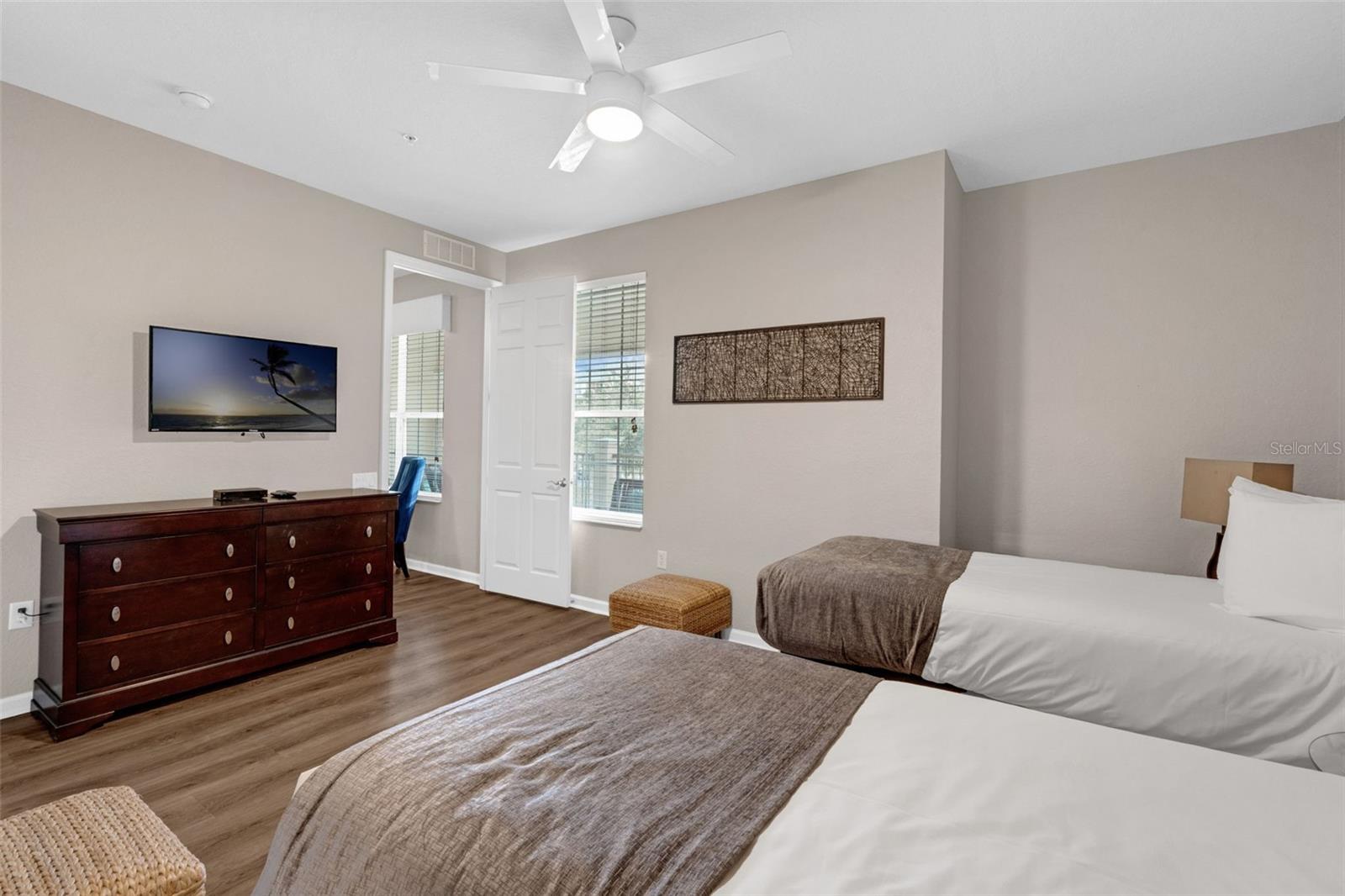 Image 23 of 56 For 4804 Cayview Avenue 20512