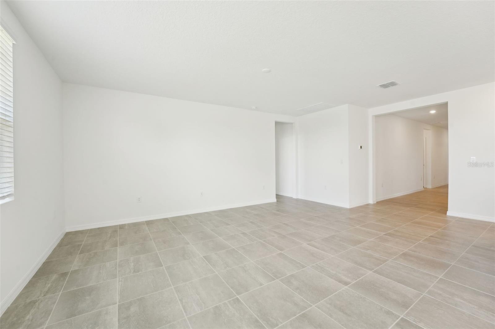 Image 13 of 37 For 1349 Oak Valley Drive