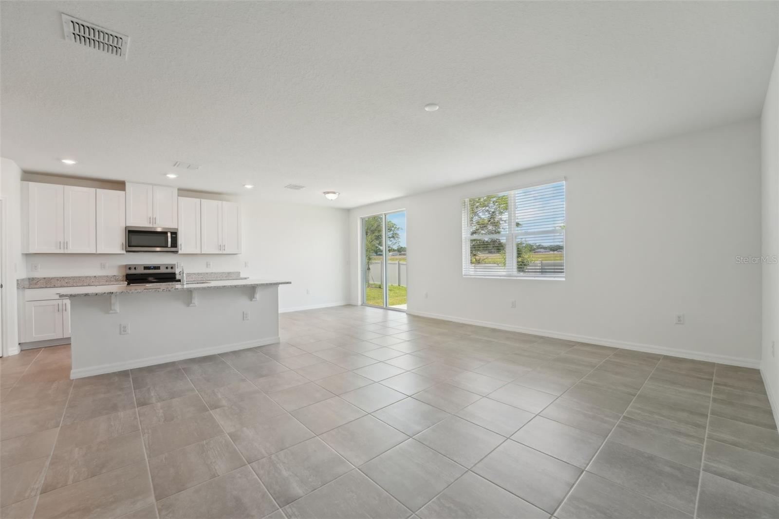 Image 16 of 37 For 1349 Oak Valley Drive