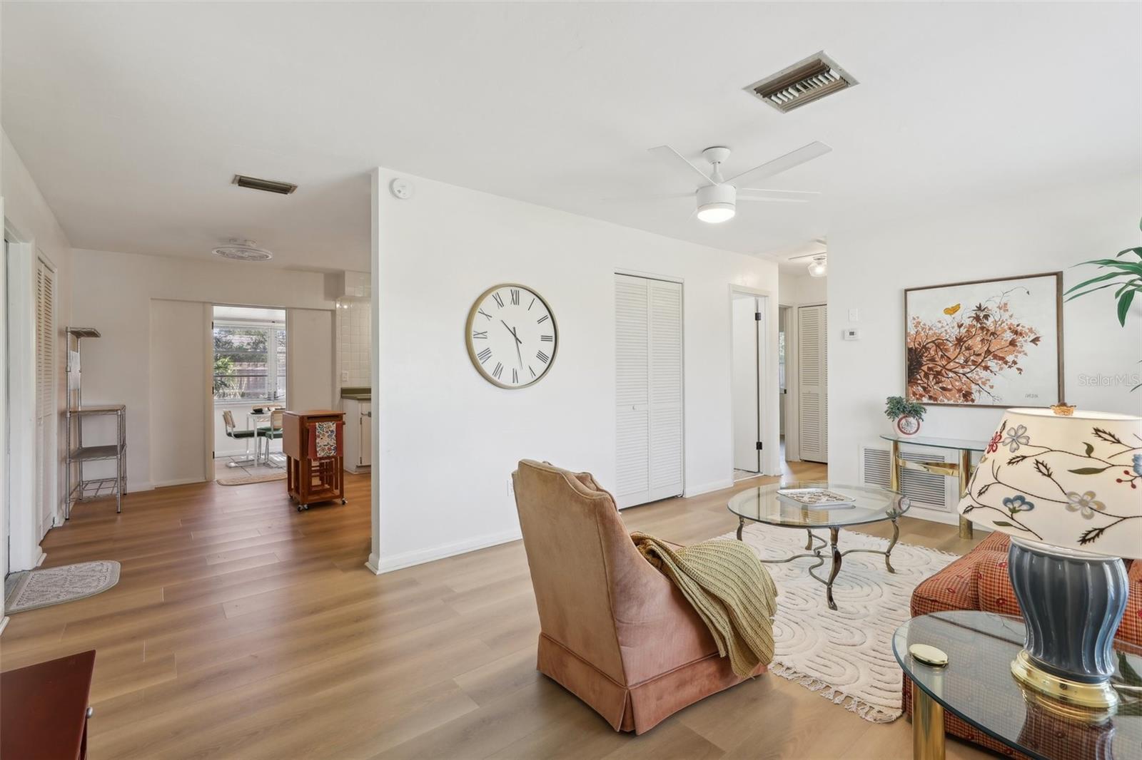 Image 4 of 28 For 1656 Brentlawn Street