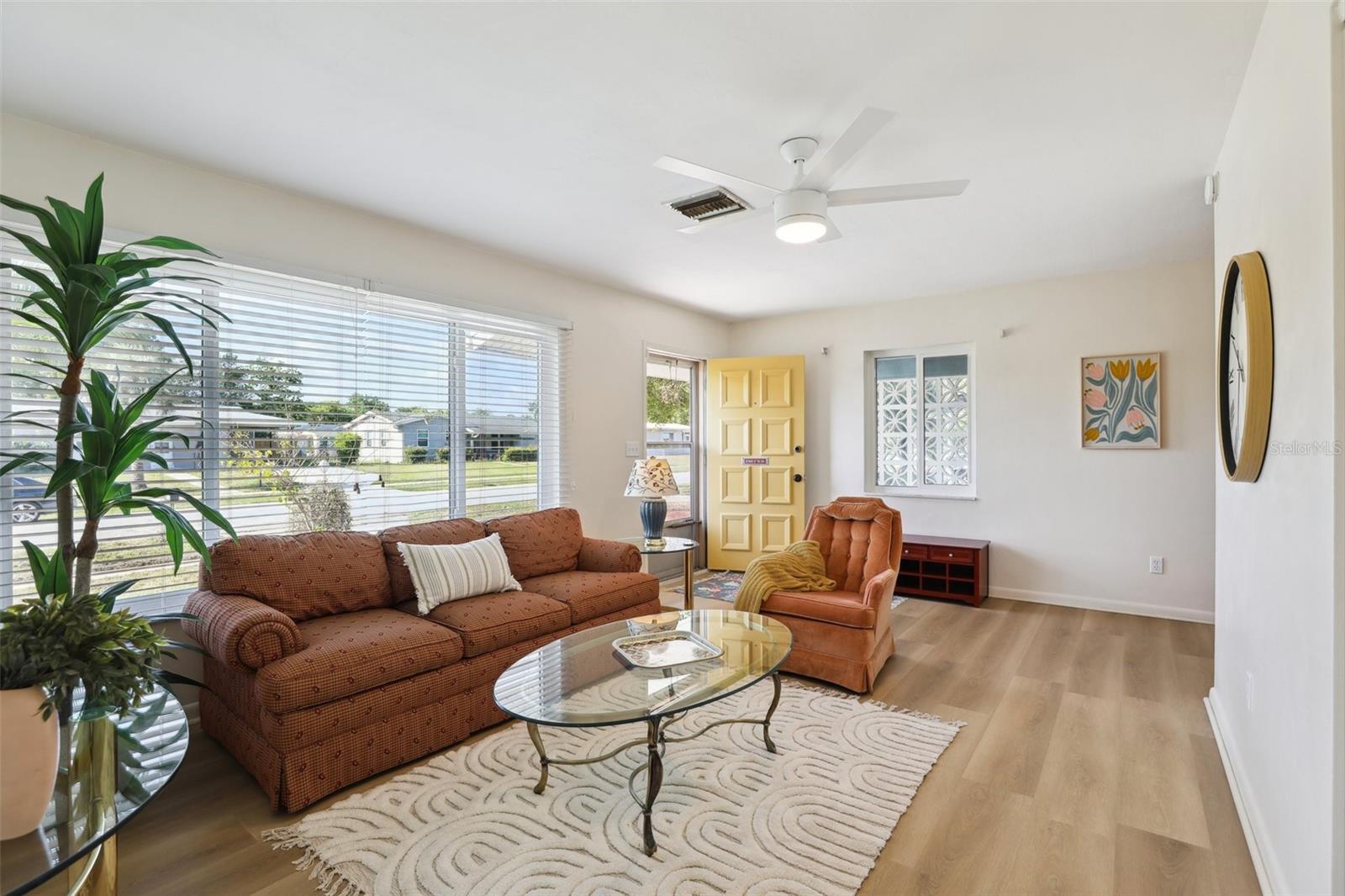 Image 8 of 28 For 1656 Brentlawn Street