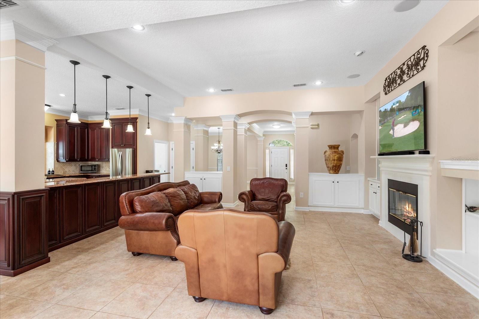 Image 16 of 52 For 922 Jasmine Street
