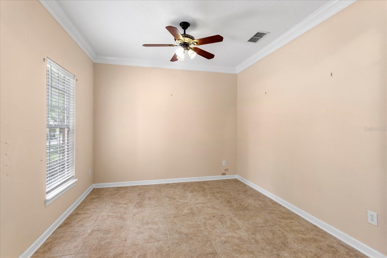Image 17 of 52 For 922 Jasmine Street