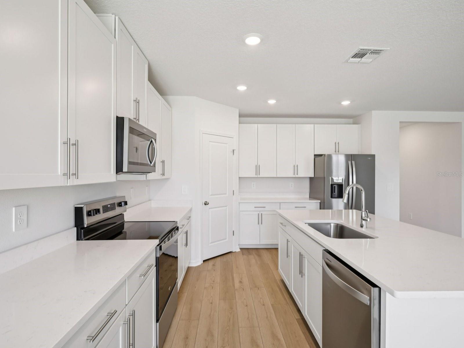 Image 13 of 50 For 2069 Rosewood Drive