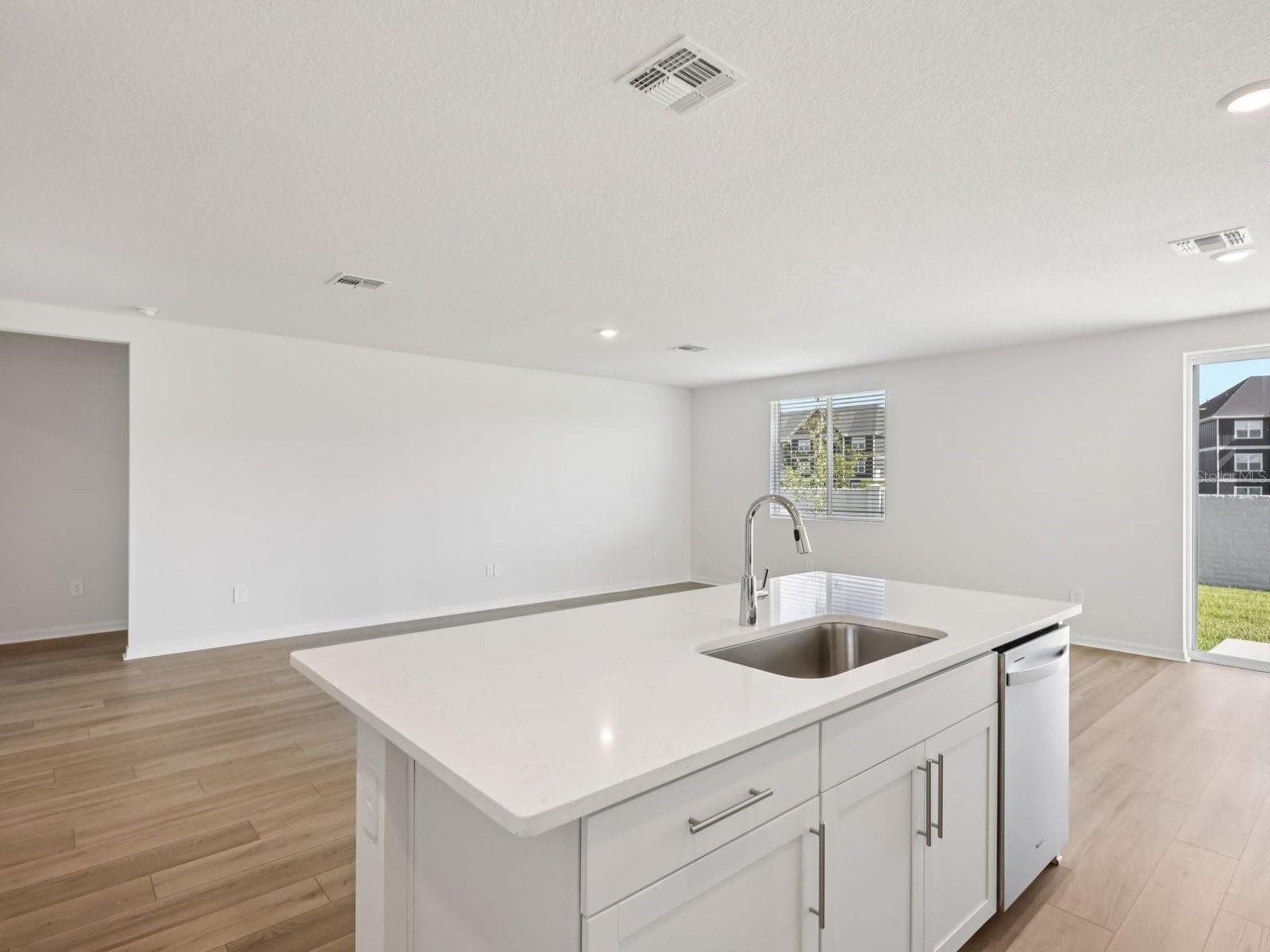 Image 16 of 50 For 2069 Rosewood Drive