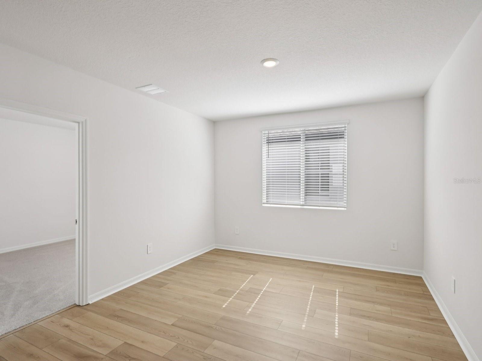 Image 19 of 50 For 2069 Rosewood Drive