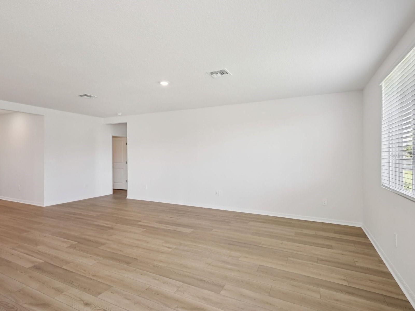 Image 9 of 50 For 2069 Rosewood Drive