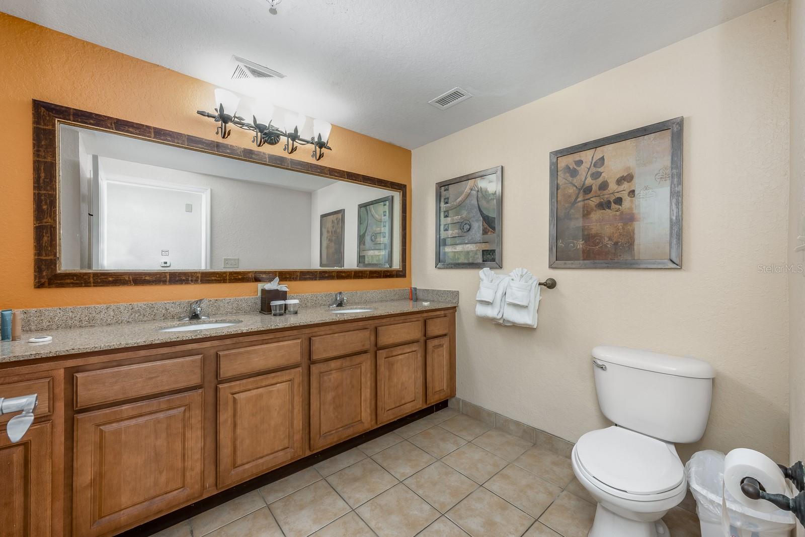 Image 16 of 33 For 12527 Floridays Resort Drive E104