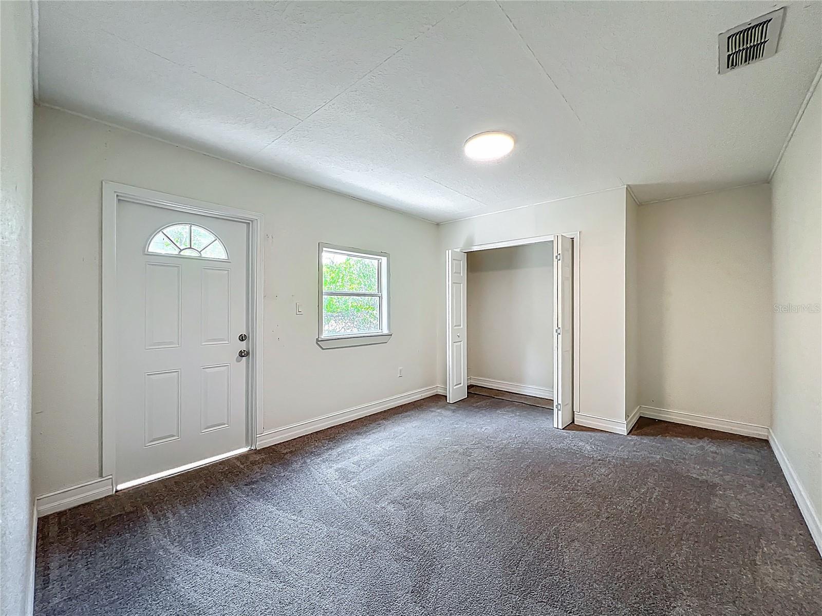 Image 10 of 25 For 2109 Hartwell Avenue