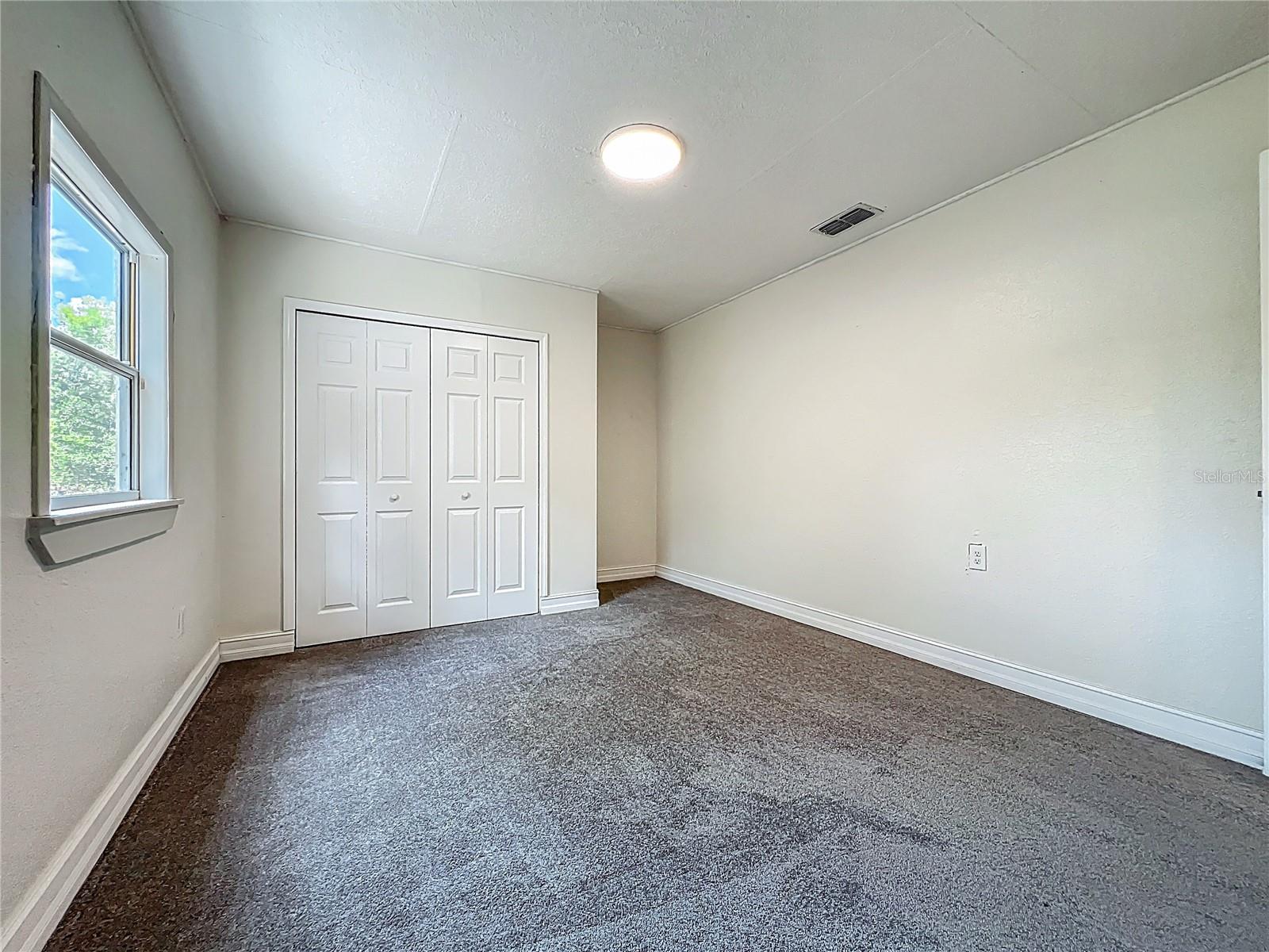 Image 11 of 25 For 2109 Hartwell Avenue