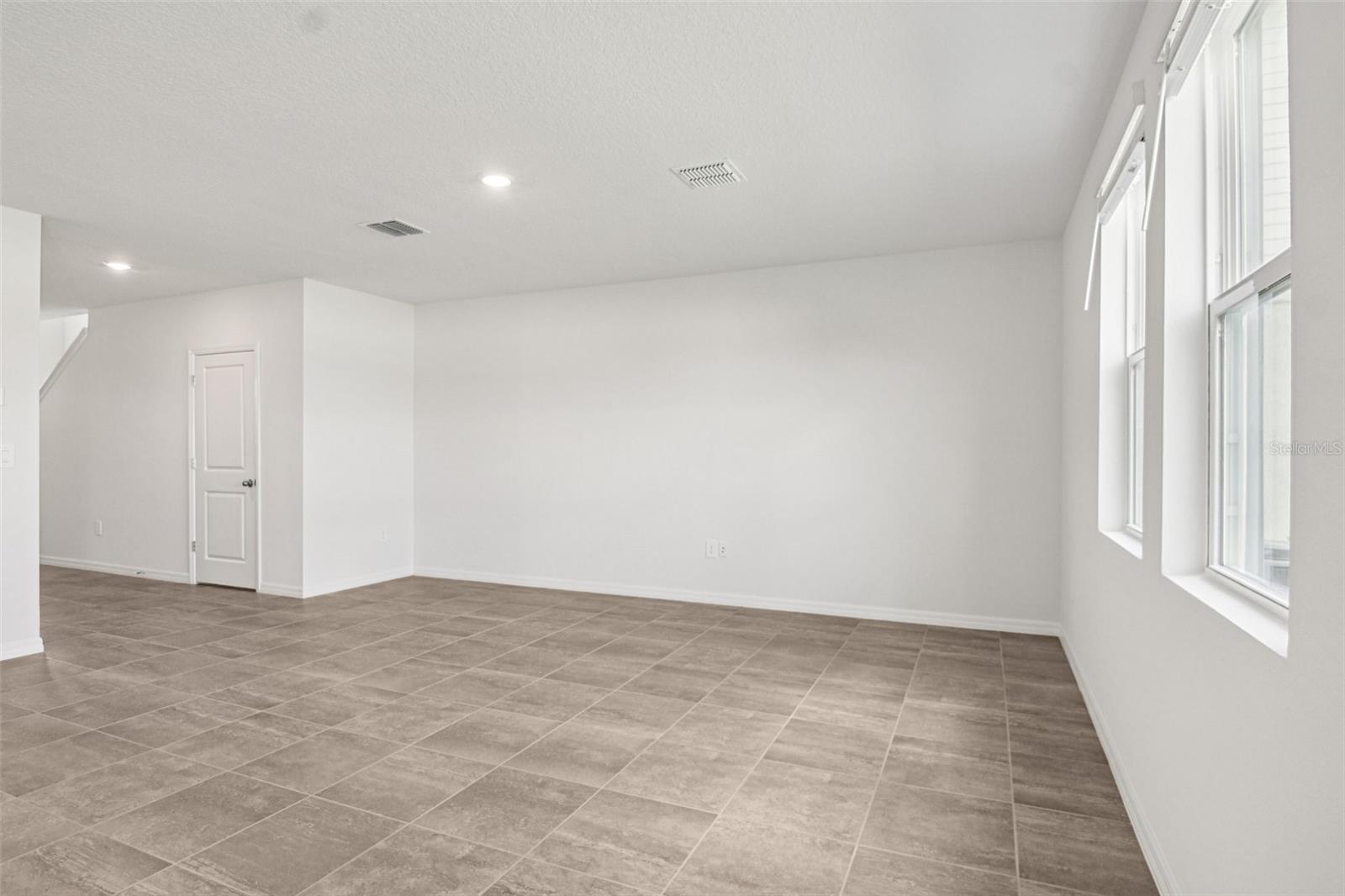 Image 5 of 26 For 1844 Brekey Way