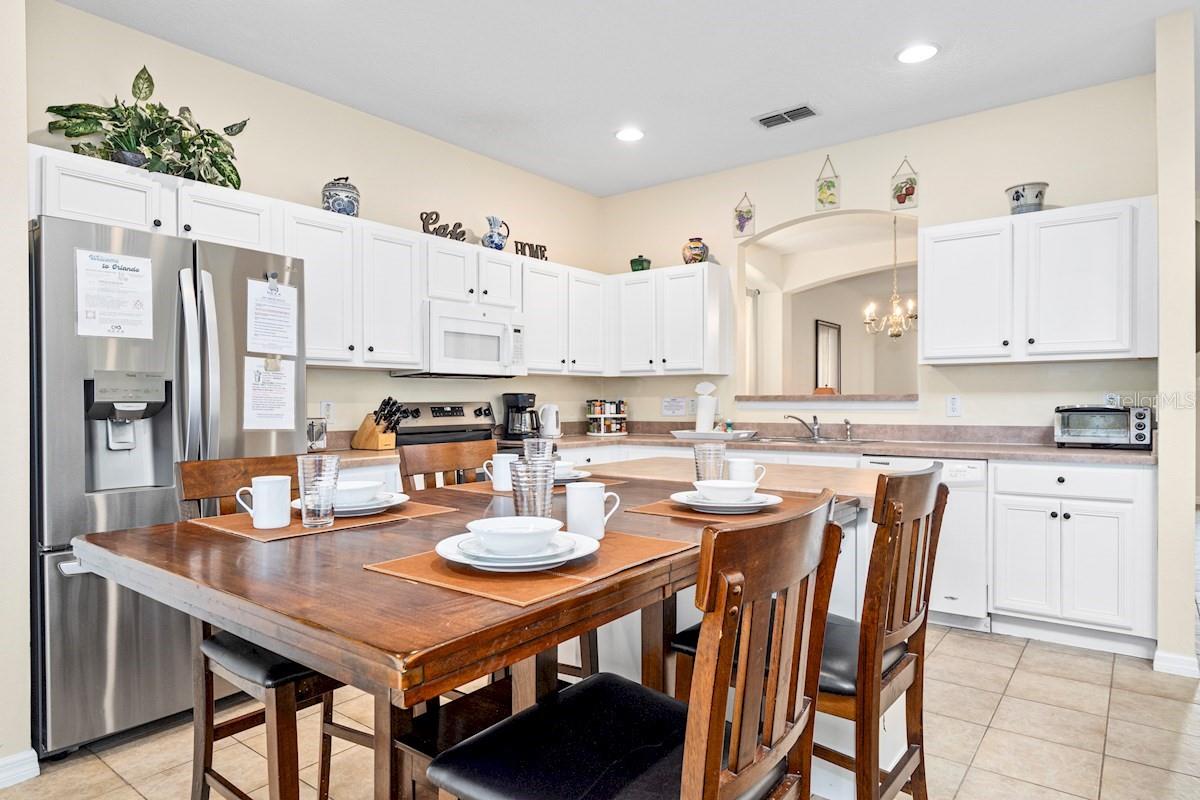 Image 19 of 59 For 1428 Solana Circle