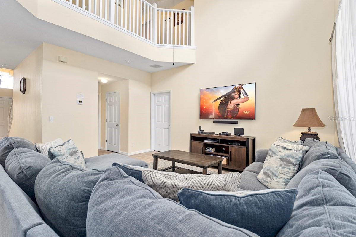 Image 21 of 59 For 1428 Solana Circle