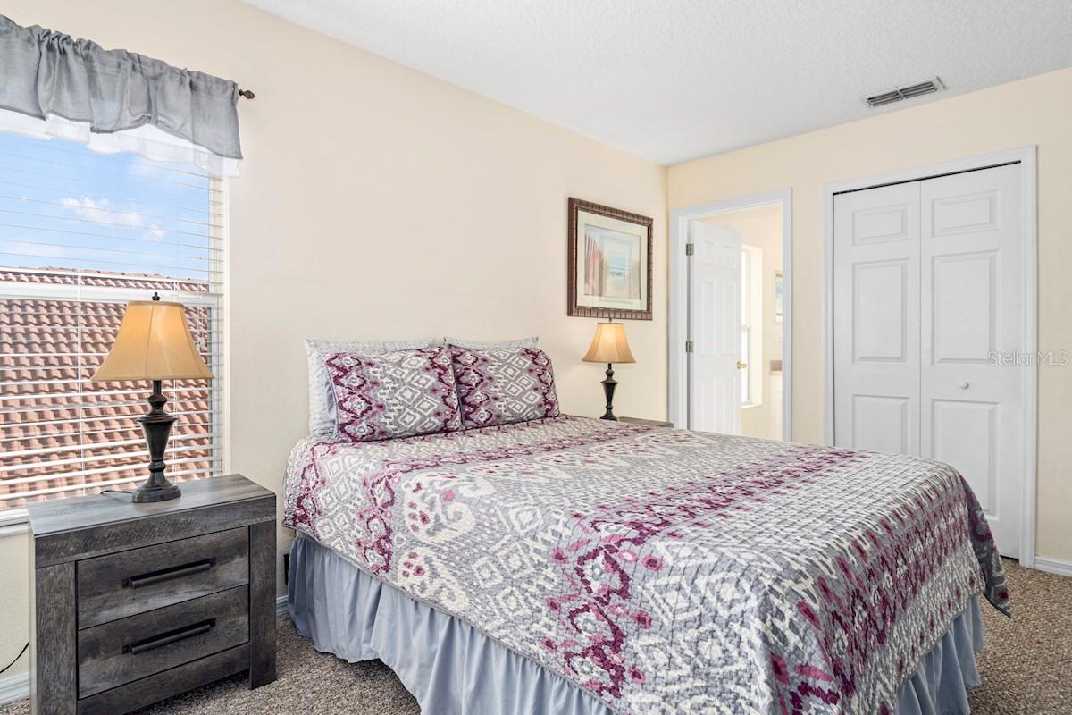 Image 34 of 59 For 1428 Solana Circle