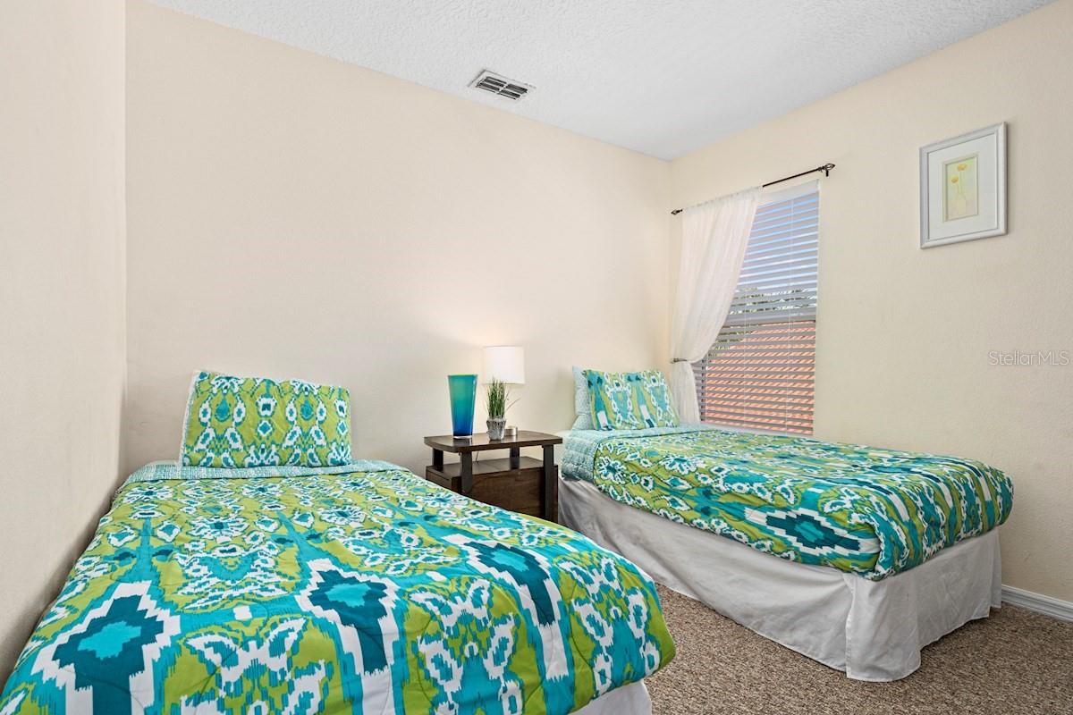 Image 44 of 59 For 1428 Solana Circle