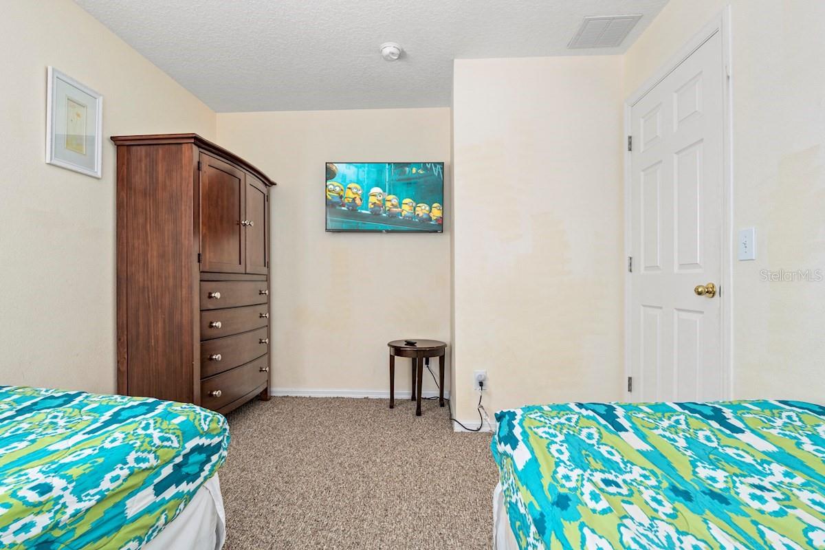 Image 45 of 59 For 1428 Solana Circle