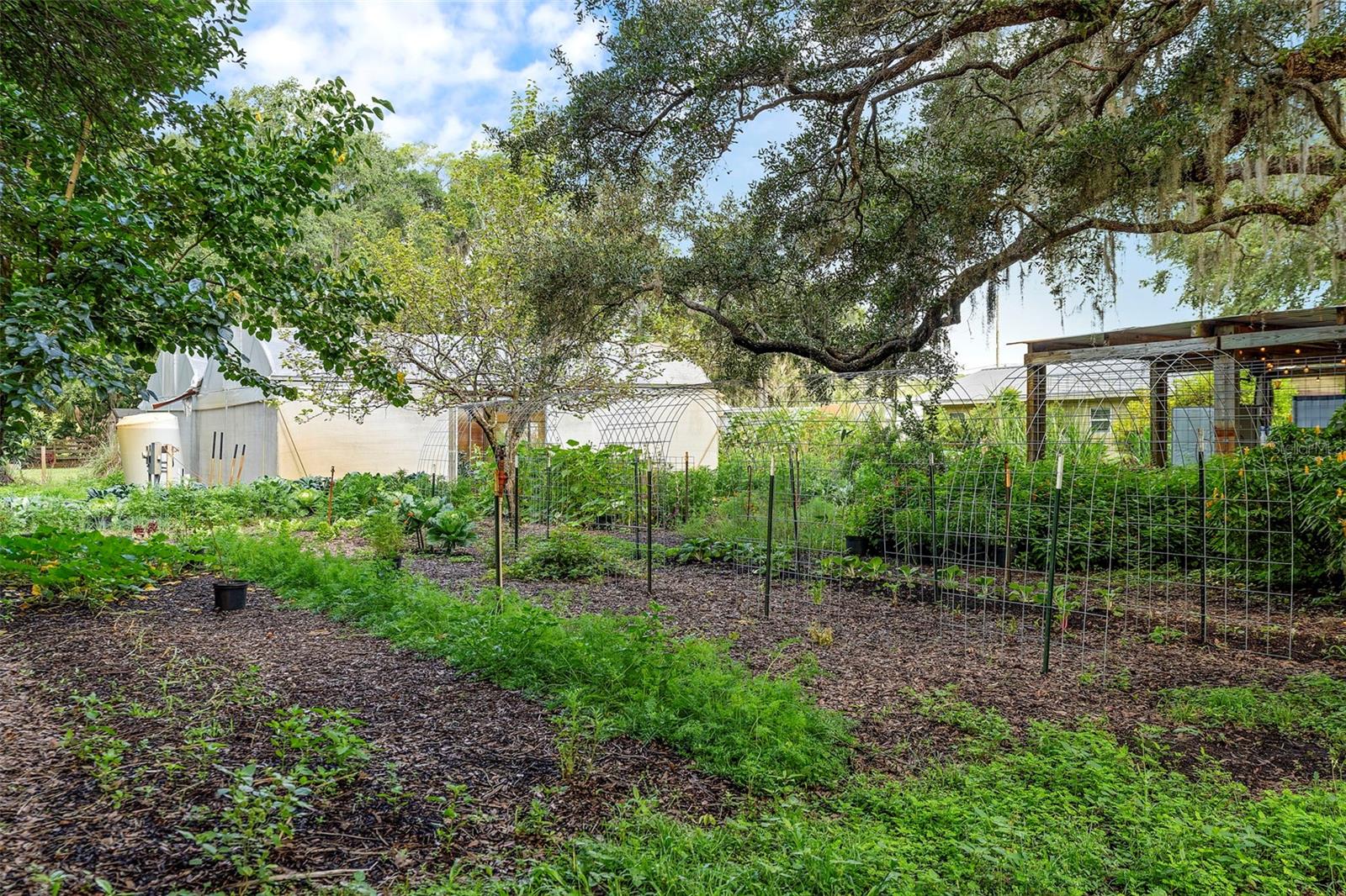 Image 90 of 99 For 2016 Lewis Road