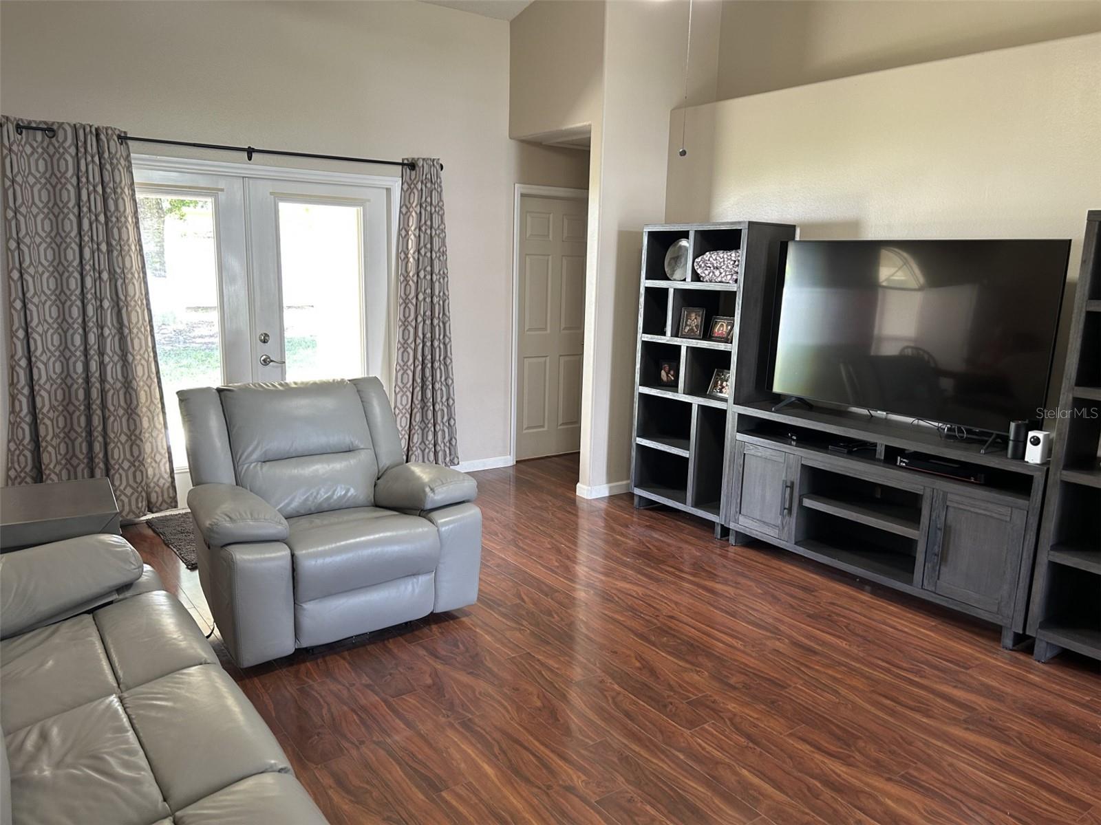 Image 2 of 43 For 13000 Sandy Pine Lane