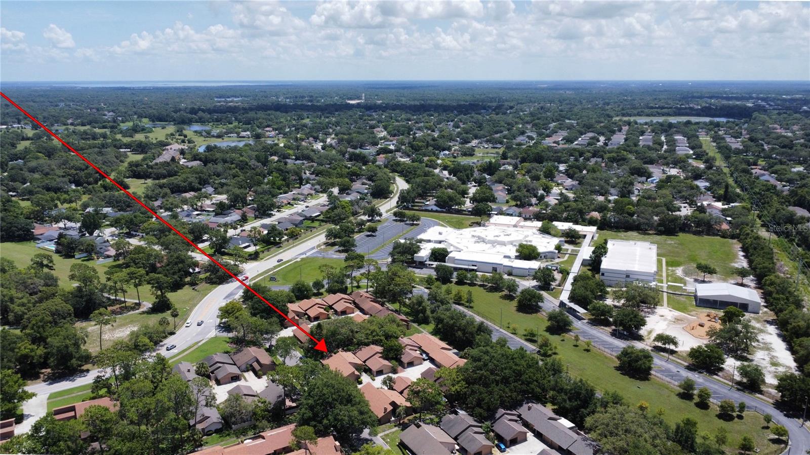 Image 10 of 43 For 271 Raintree Drive