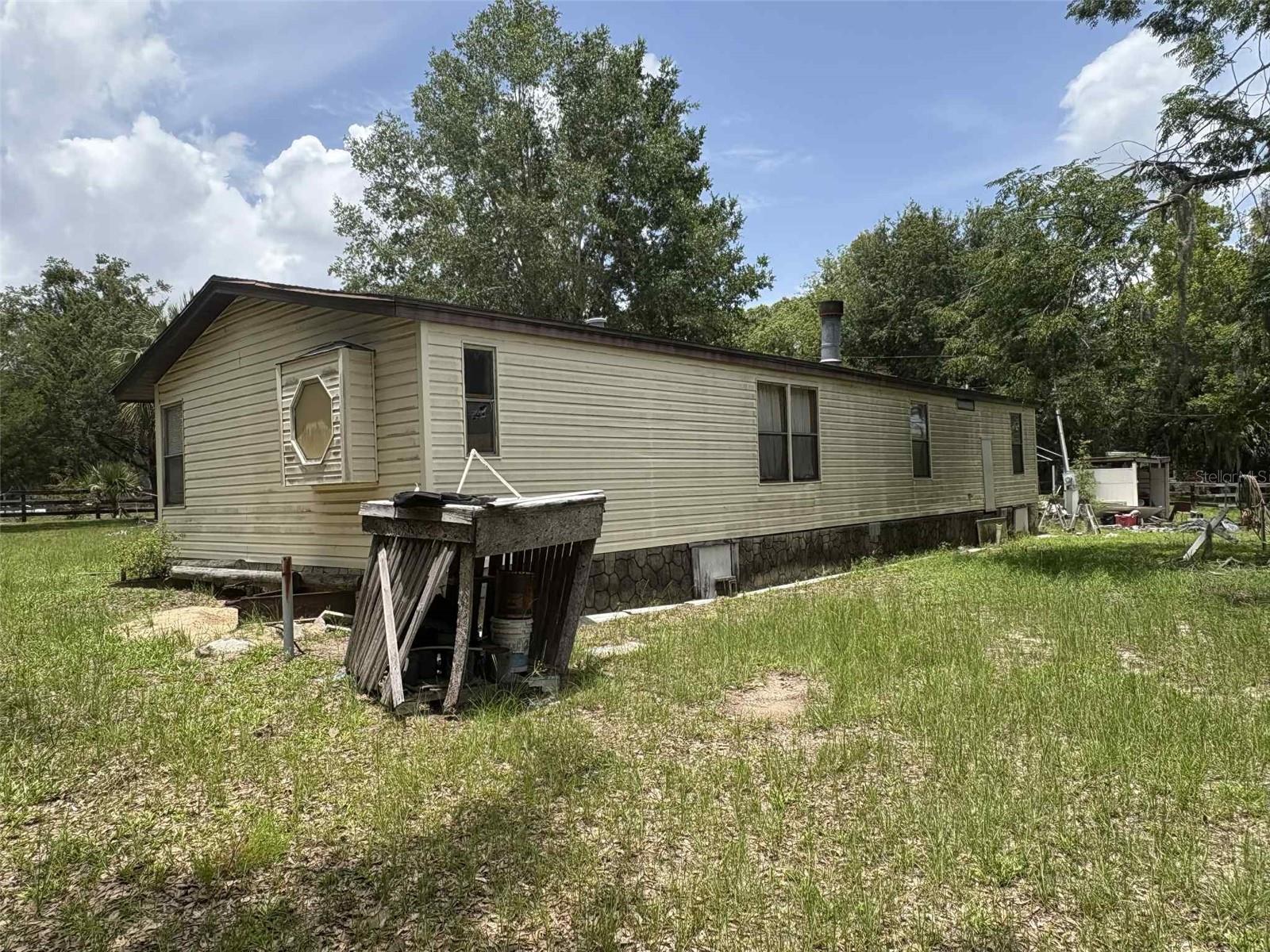 Image 2 of 11 For 11821 123rd Avenue