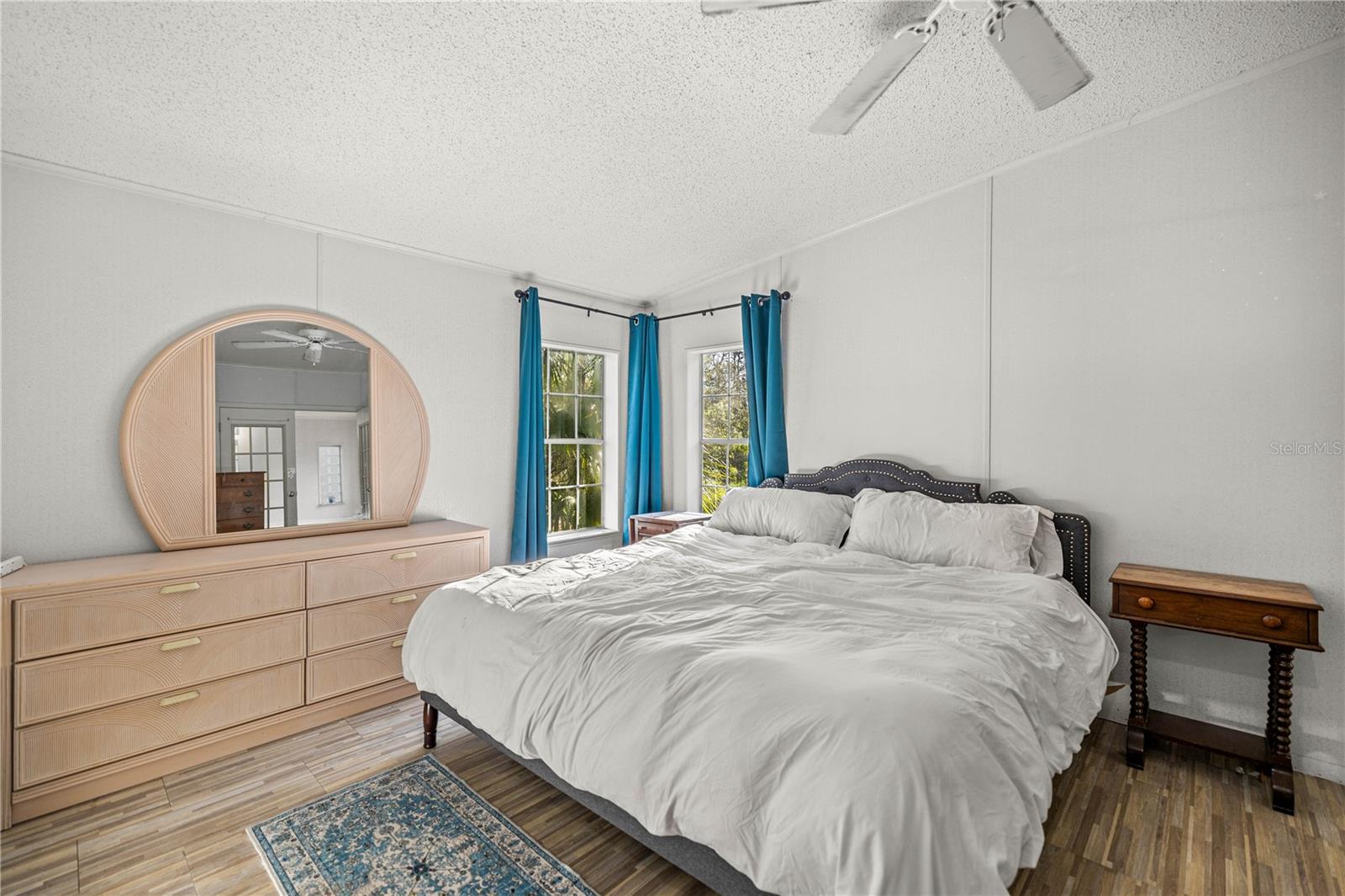 Image 13 of 33 For 16410 119th Street