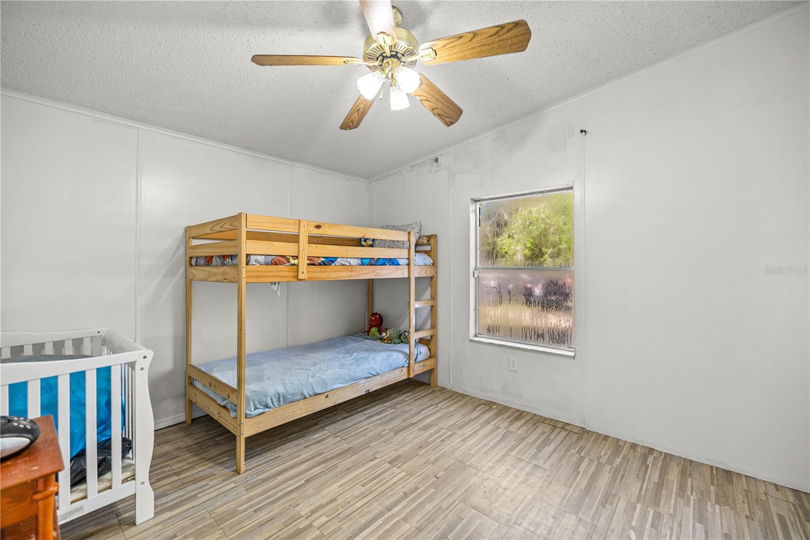 Image 17 of 33 For 16410 119th Street