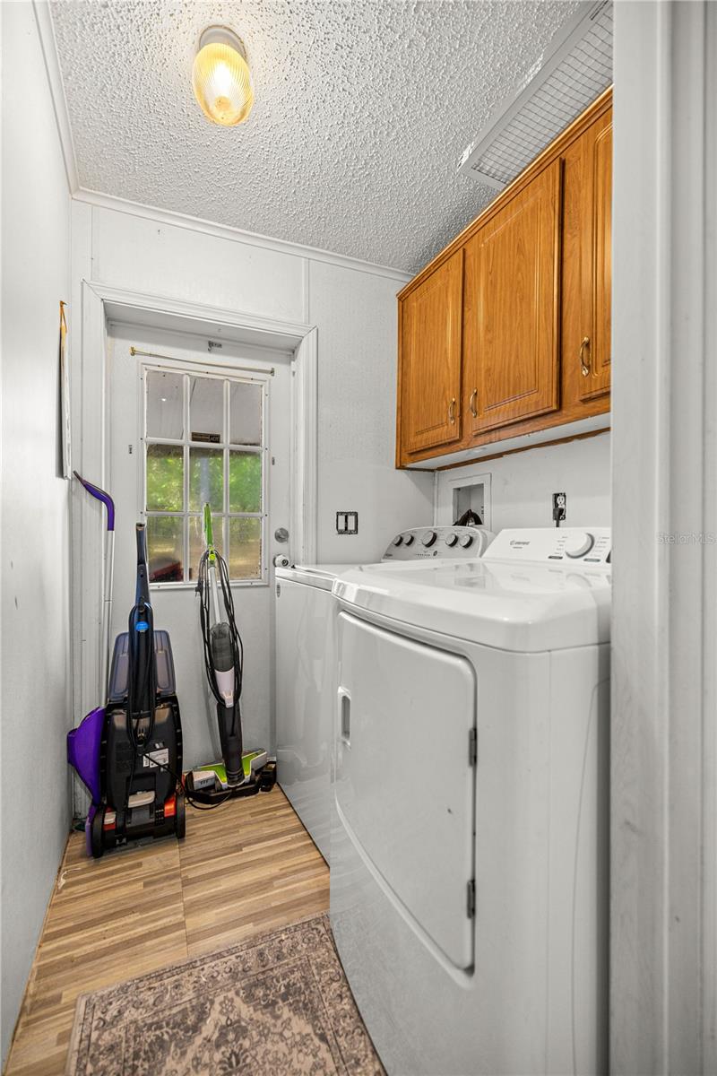 Image 23 of 33 For 16410 119th Street